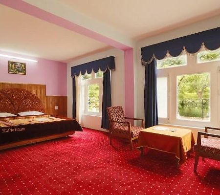 Hotel Mohan Palace Manāli Dış mekan fotoğraf