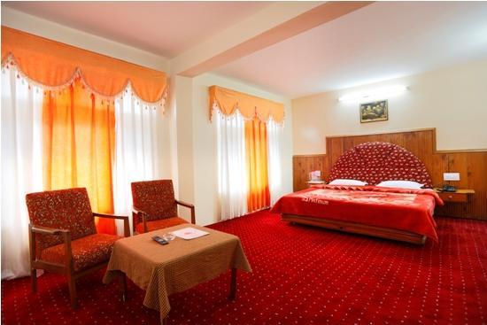 Hotel Mohan Palace Manāli Dış mekan fotoğraf